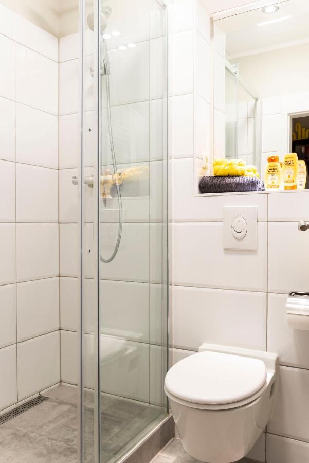 Ll Modern Dream With Ac&High Ceilings 3 Bedrooms Berlin Extérieur photo