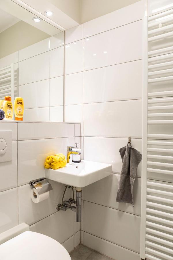 Ll Modern Dream With Ac&High Ceilings 3 Bedrooms Berlin Extérieur photo